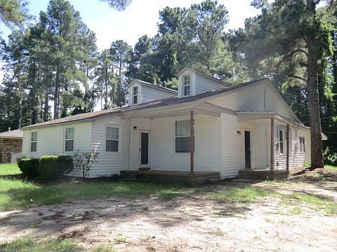 3rd image of 2874 Lumpkin Rd