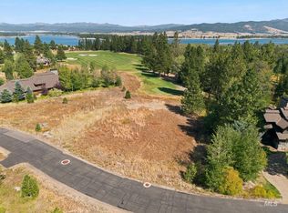 880 Discovery Dr, Cascade, ID 83611