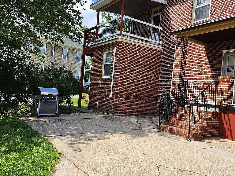 1253 Circle Dr #1 — Photo 10