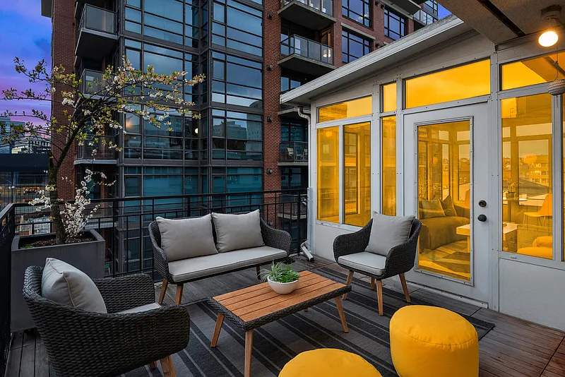 Building Photo - 1000 Union St #Penthouse A