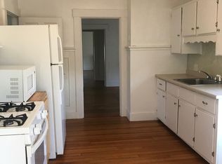 109 Walnut St APT 3, Clinton, MA 01510