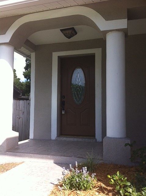 1st image of 214 Lee St