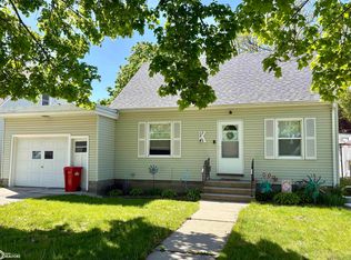 1228 Elm St, Webster City, IA 50595