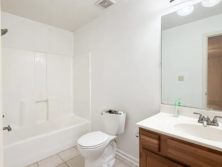 352 Chase Pl — Photo 17