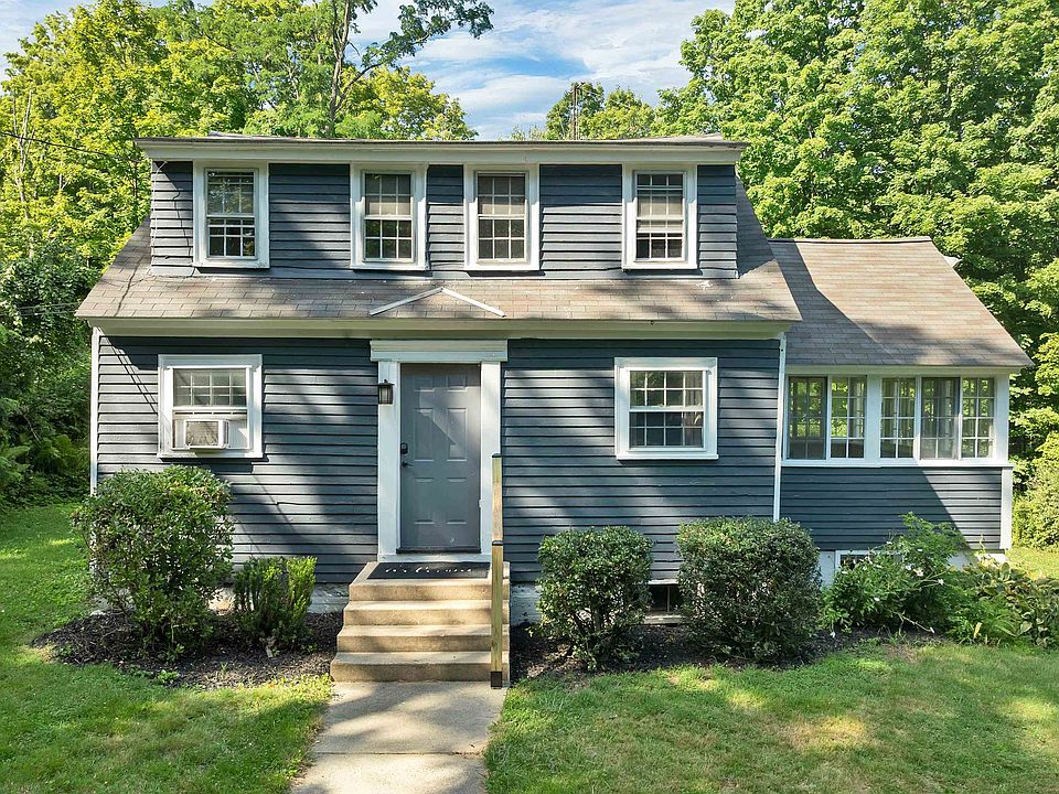 1st image of 330 Hopkinton Road