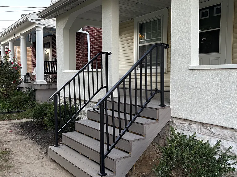 908 Delor Ave — Photo 2