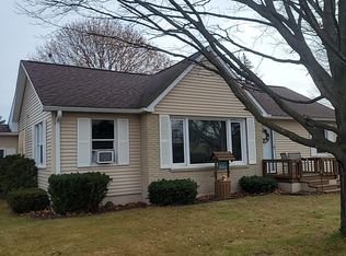 704 Elm St, Grayling, MI 49738