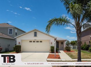 8008 Canterbury Lake Blvd, Tampa, FL 33619