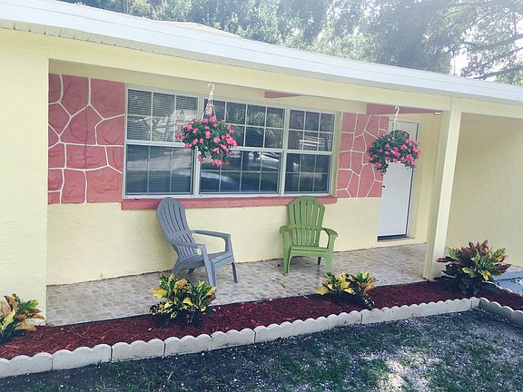 3rd image of 4414 W Ballast Point Blvd