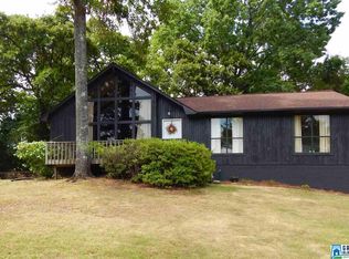 1274 Glenridge Dr, Bessemer, AL 35022