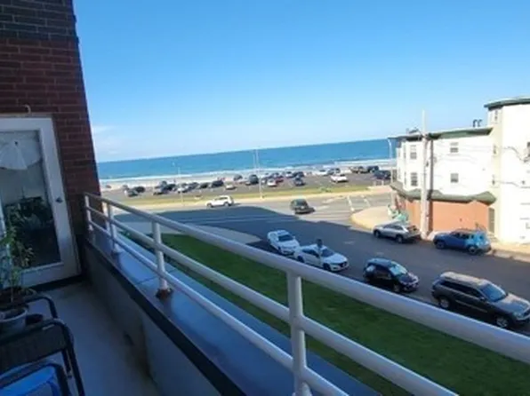 9 Park Ave APT 304, Hull, MA 02045