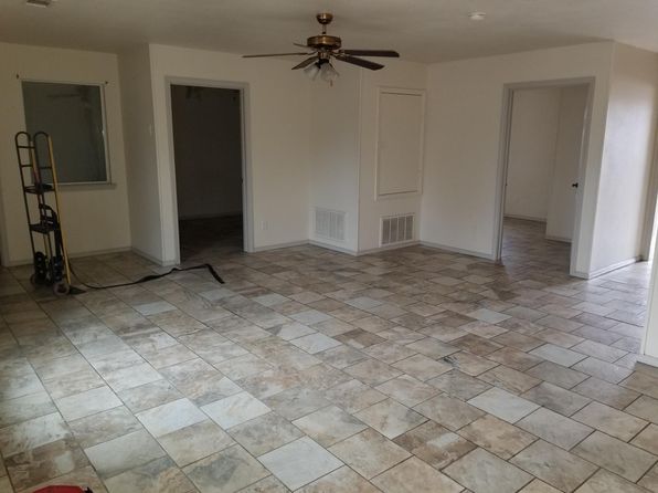 402 Wright St APT B, Hackett, AR 72937