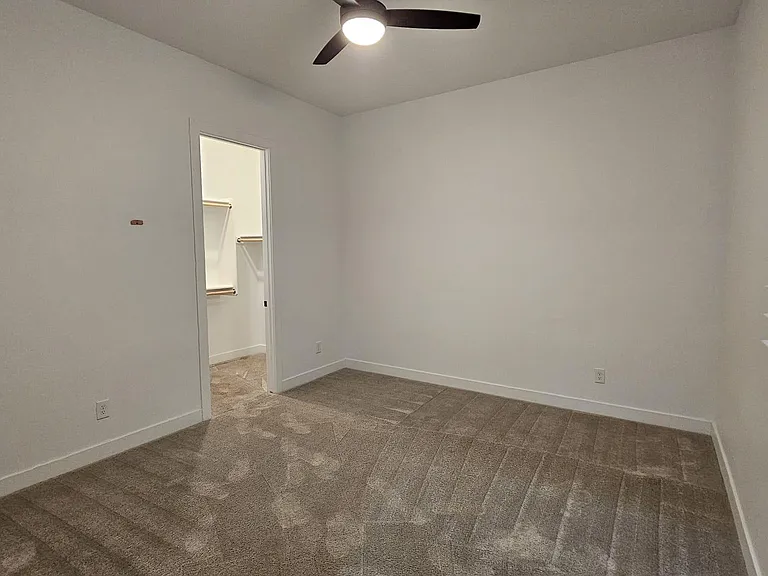 Guest Bedroom #1