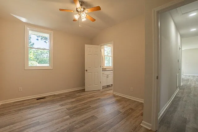 5075 Seymour Rd — Photo 22