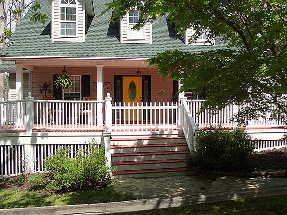 2nd image of 110 Dublin Ln