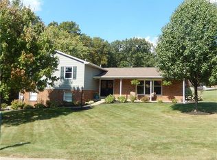 2967 Seminary Dr, Greensburg, PA 15601
