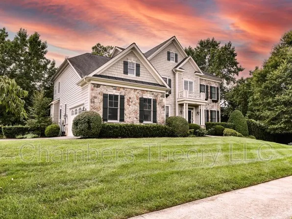 1840 Mamie Dyer Ln, Vienna, VA 22182