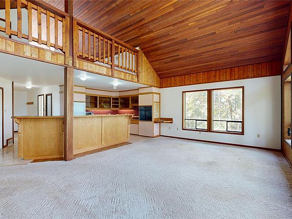 4th image of 2893 Rowan Way