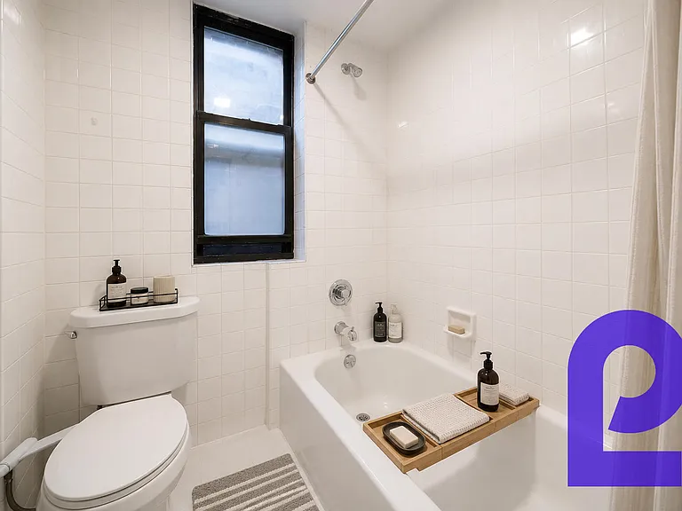 2441 Jerome Ave #4N — Photo 6