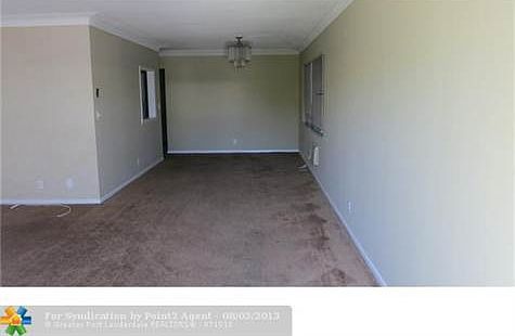 5th image of 1102 SE 3rd St APT 12