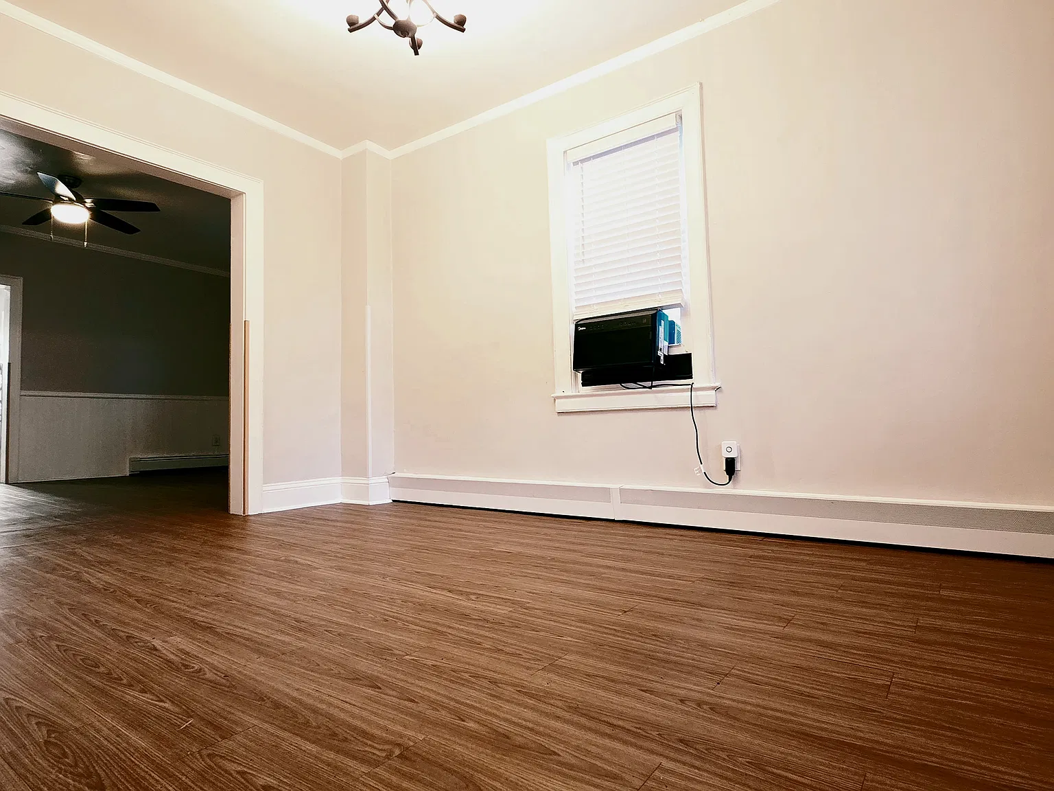 3 bed, 1074 sqft, $2,900 — Photo 4