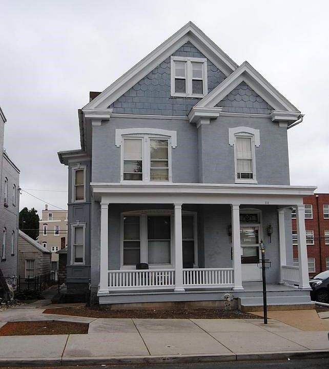 Exterior (Front)