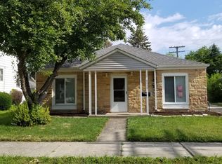 8010 White Ave, Lyons, IL 60534