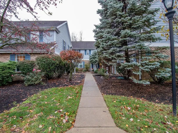 9727 Timberview Ct, Cincinnati, OH 45241