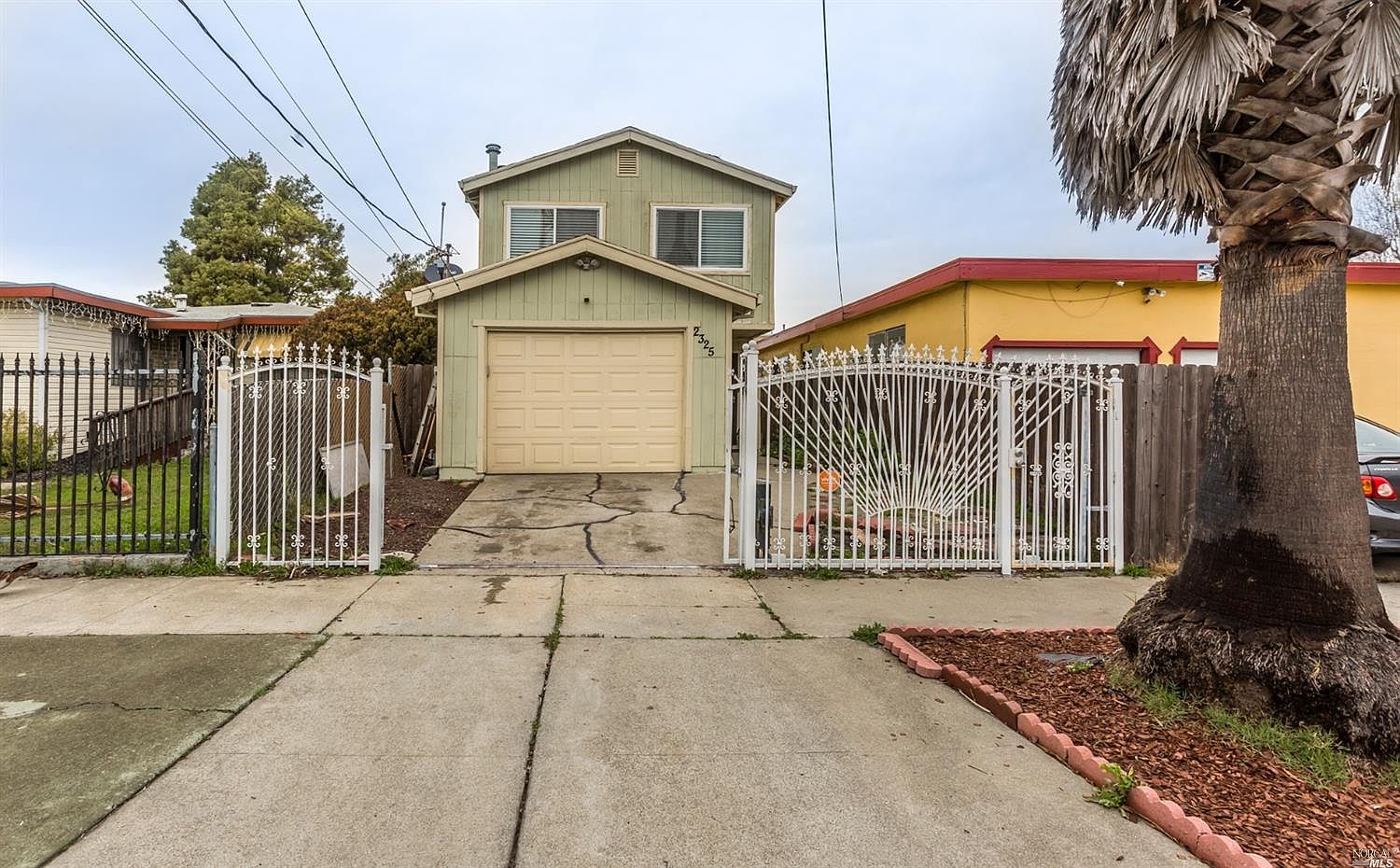 2325 Maine Ave Richmond Ca 94804 Zillow