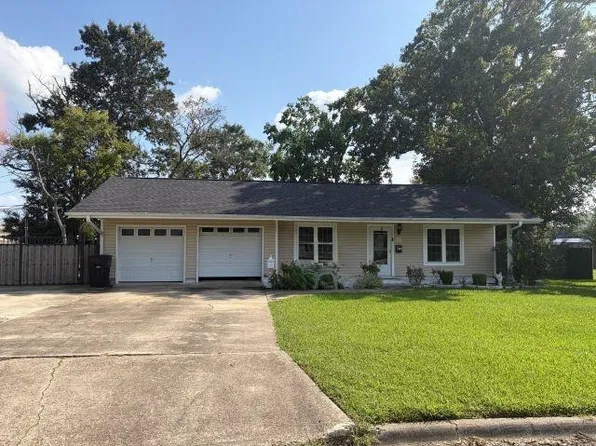 3419 Avenue N, Nederland, TX 77627