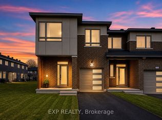 218 Ormiston Cres, Ottawa, ON K2J 7E3
