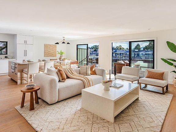 4th image of 4 - D Greenwood Cove Drive