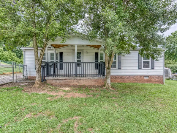 106 Lillian Ln, Johnson City, TN 37601
