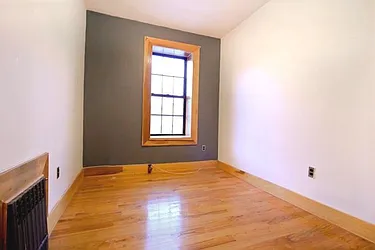 Rented by Empire Deeds LLC 