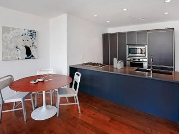 70 Berry Street image 1 of 8