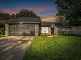 17306 Chapel Pine St, Spring, TX 77379