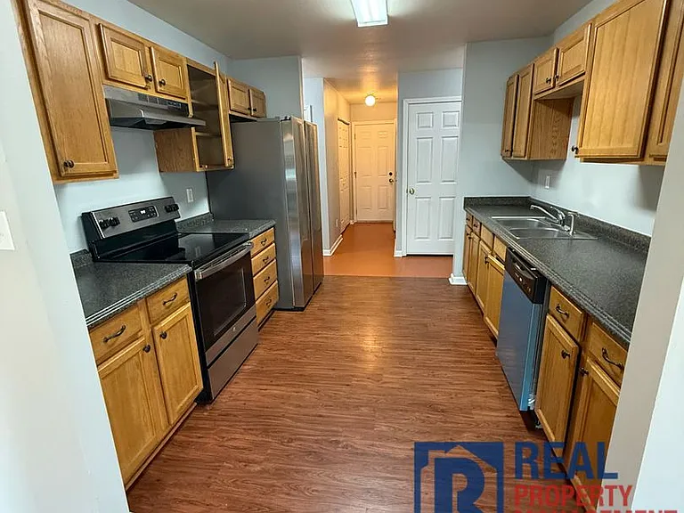 244 Palmetto St — Photo 6