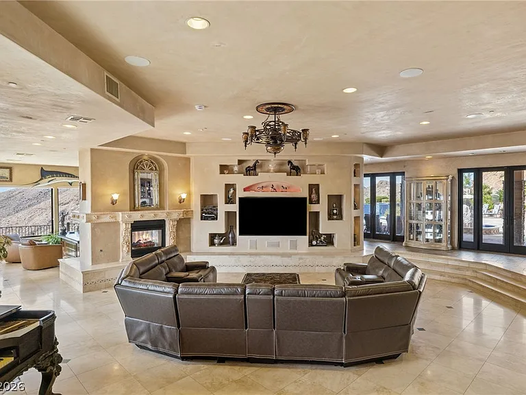 1139 Brown Hill Ct — Photo 17