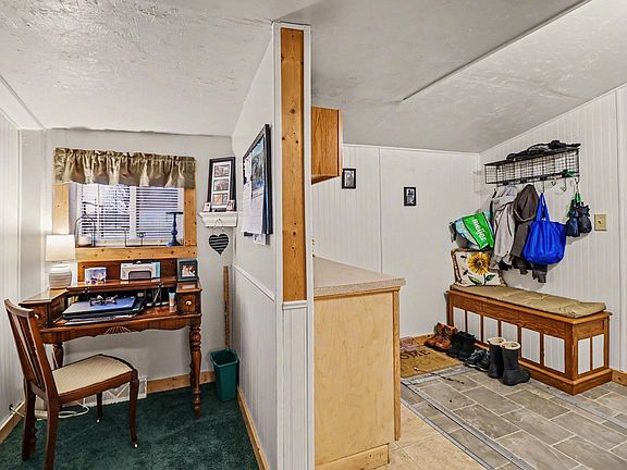 4th image of 2240 E Loop Rd