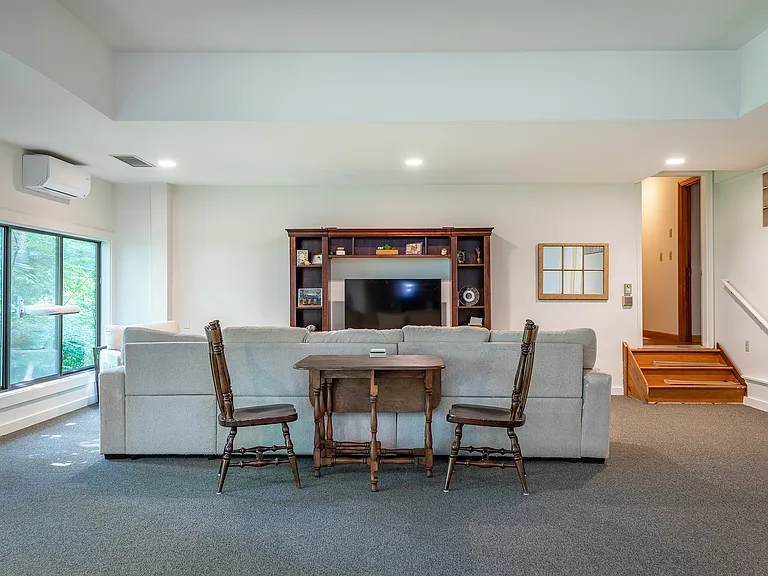 230 E Litchfield Rd — Photo 21