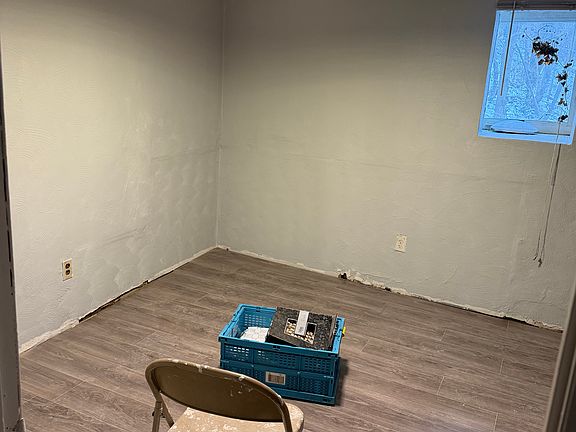 3rd image of 408 Forest Ave #C