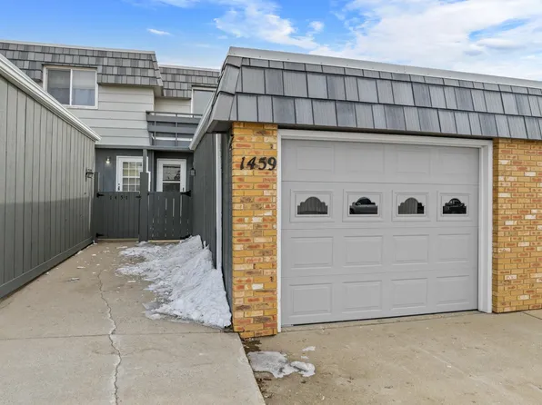 1459 1st St SW, Minot, ND 58701