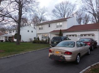49 Cedar Brook Dr, Somerset, NJ 08873
