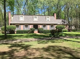 2500 Hickory Wood Dr, Tupelo, MS 38801