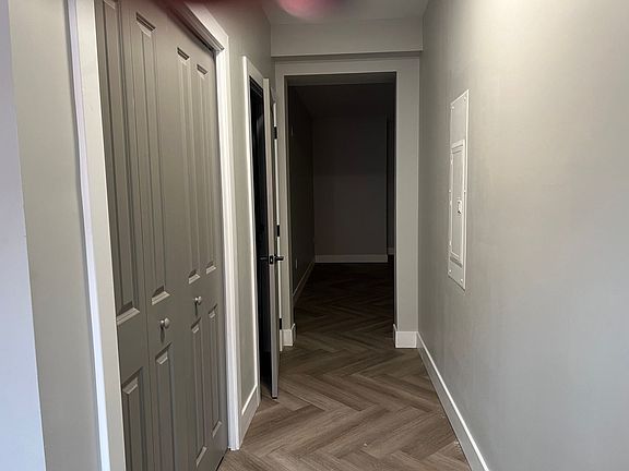 5th image of 649 Emlin St Unit 201