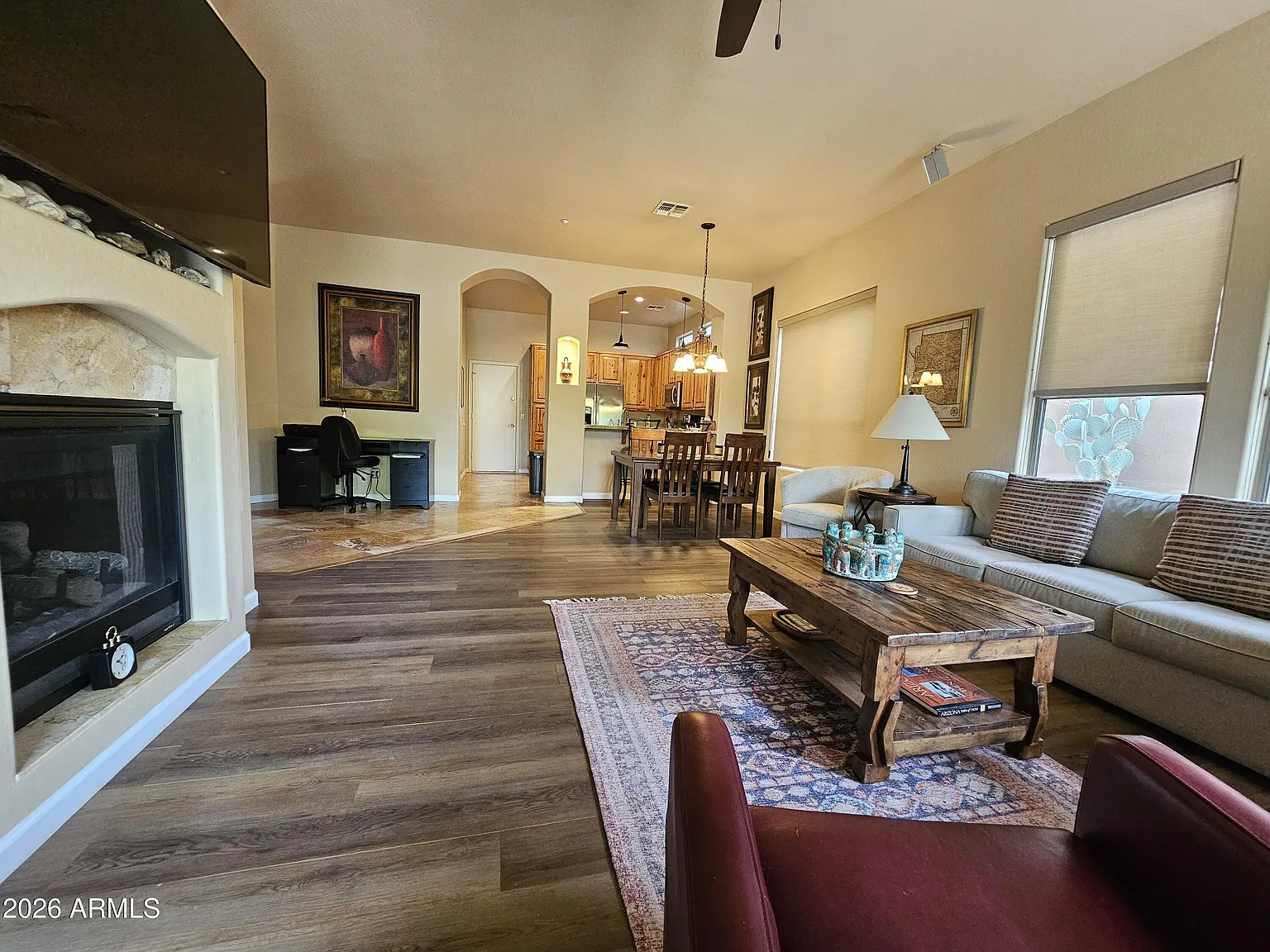 2 bed, 2.0 bath, 1560 sqft, $3,000 — Photo 4
