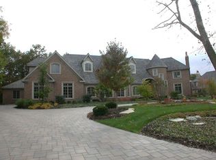 2905 Glenbriar Dr, St Charles, IL