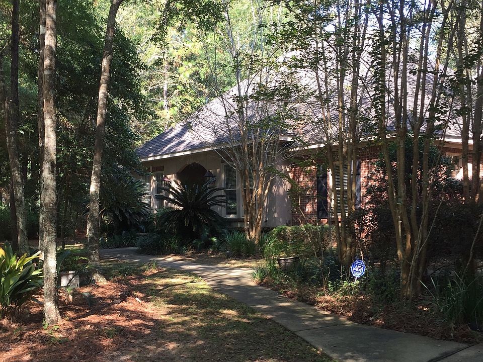 101 Cross Creek