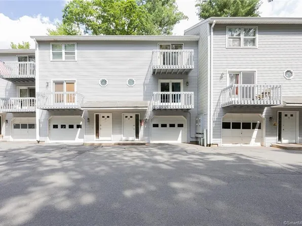 100 Northampton Lane #30, Plainville, CT 06062