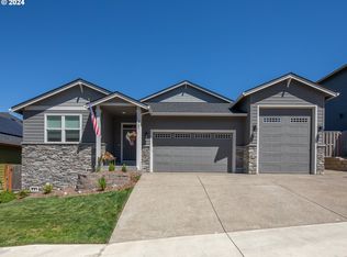 1721 NE Cascadia Ridge Dr, Estacada, OR 97023